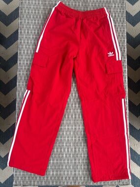 ❤️ Adidas Red 3 Stripe Cargo Pants (NWT)
